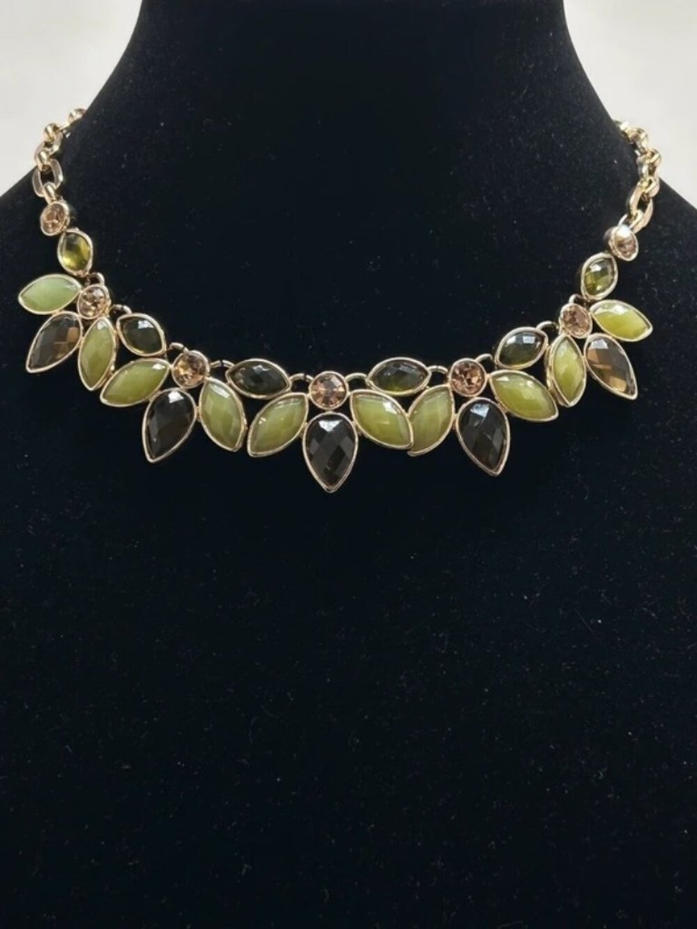 Anne Klein, Gold Short Necklace With Green Acrylic Stones And Gold Crystals